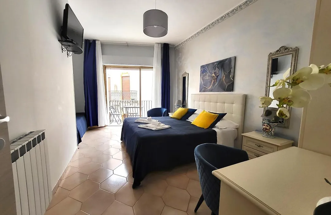 Marifra Flats Lägenhet Taormina